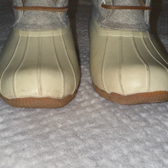 🥾 Sperry Saltwater Duck Boots – Off-White & Light Gray Wool, Size 6 - Picture 7 of 13